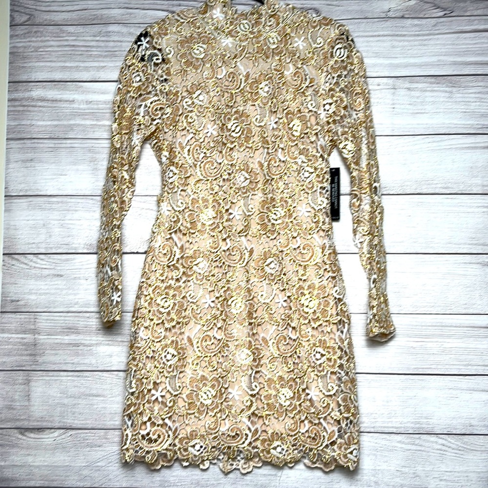 NWT Venus Backless High Neck Nude Cream and Gold Lace Cocktail Dress Size 8